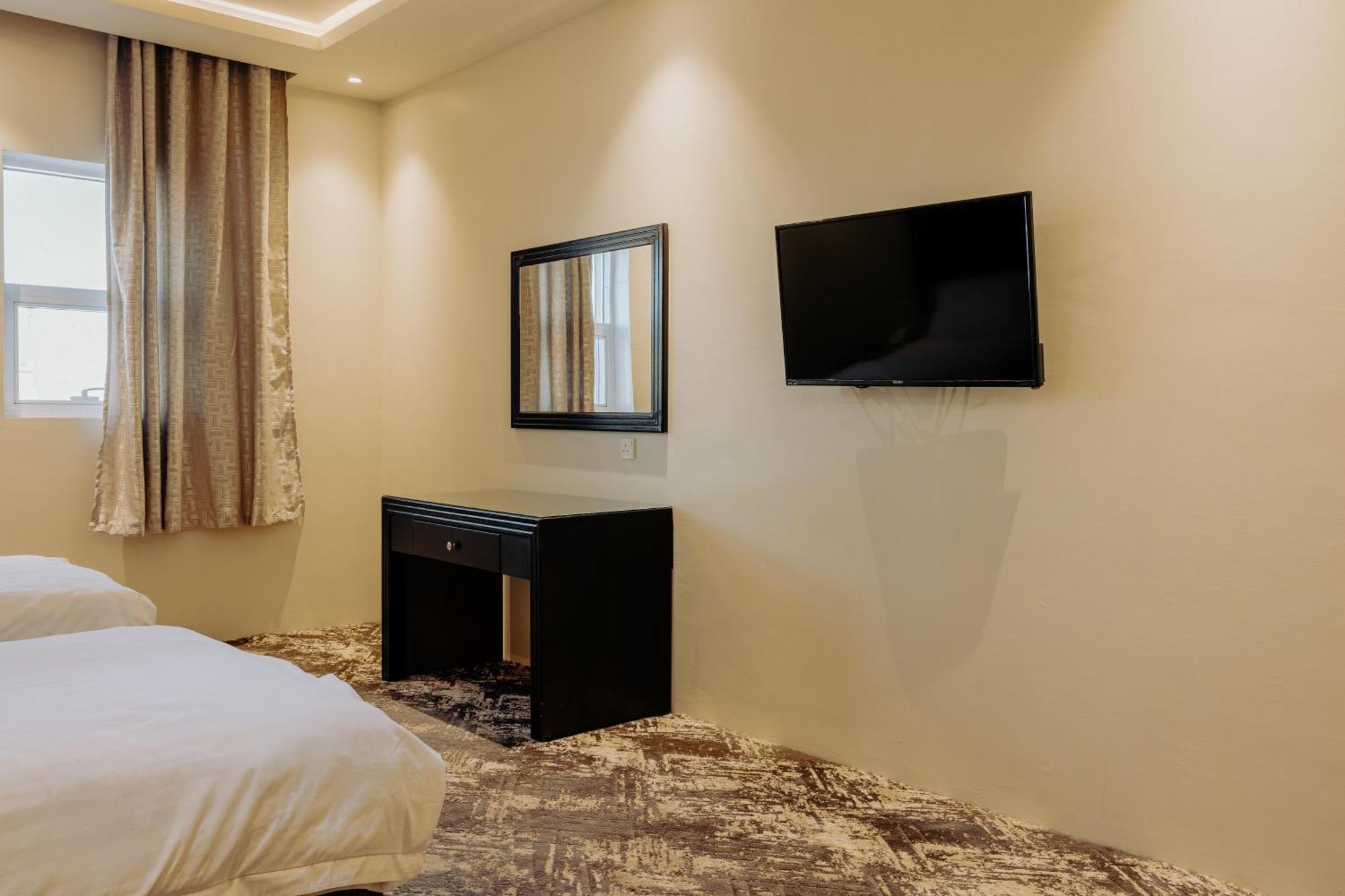 Radiha Hotel Suites Al Hawiyah Exterior photo