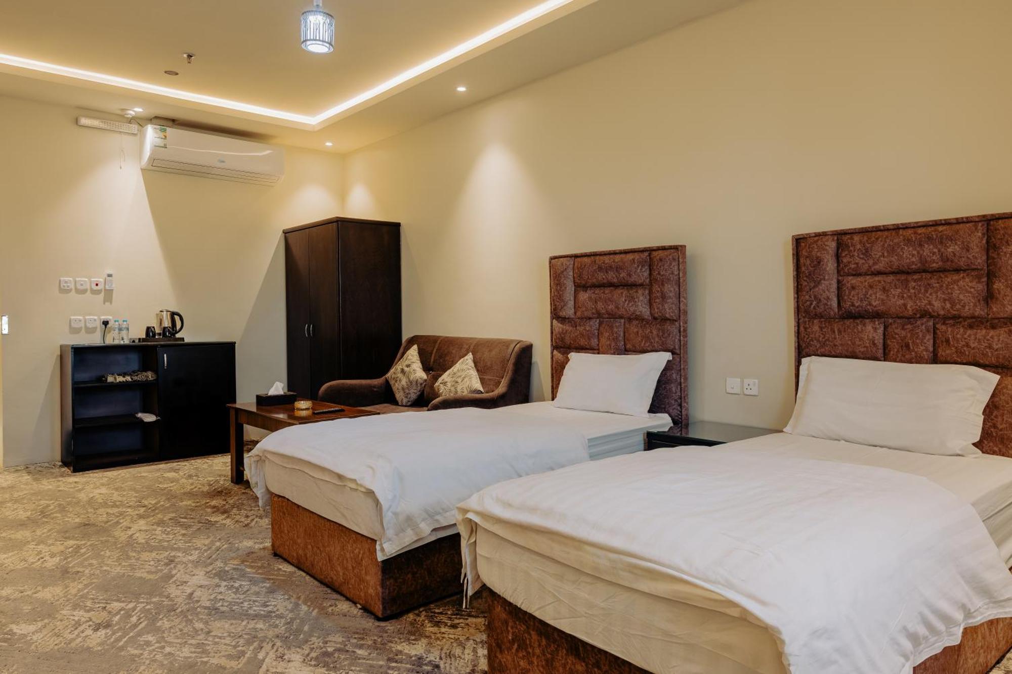 Radiha Hotel Suites Al Hawiyah Exterior photo