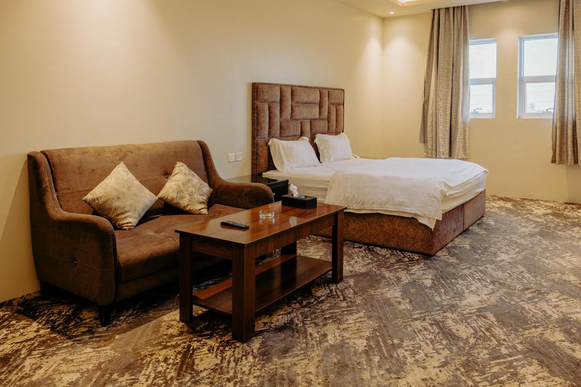 Radiha Hotel Suites Al Hawiyah Exterior photo