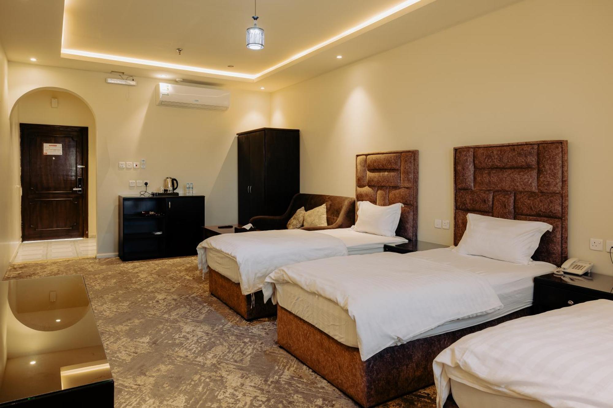 Radiha Hotel Suites Al Hawiyah Exterior photo